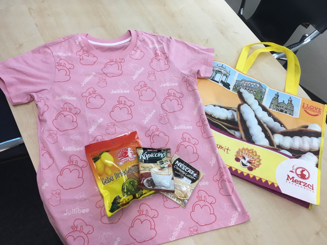 フィリピン土産★みんな大好きジョリビー - 4