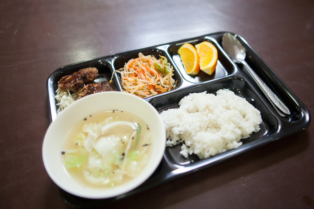 学校の食事って、どんな食事がでてくるのですか？ - 6