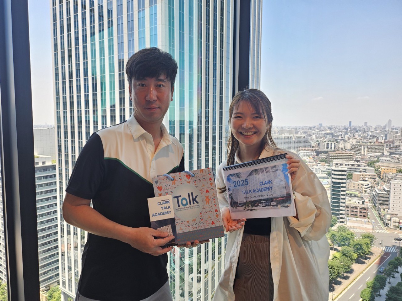 【クラーク/Clark TALK】校長のTimさんと韓国人ディレクターのJaniceさんが西新宿オフィスへ来てくれました！ - 0