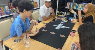 クラークエリアにできたボードゲームカフェ行ってきました。