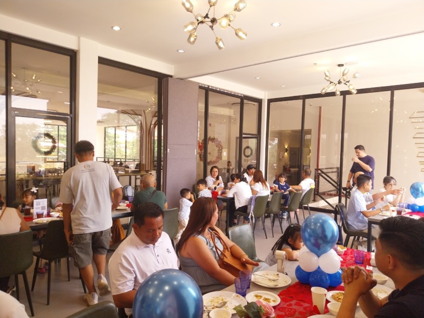 EGアカデミー日本人スタッフ・佐藤さんのお子様の洗礼式に行ってきました。 - 7