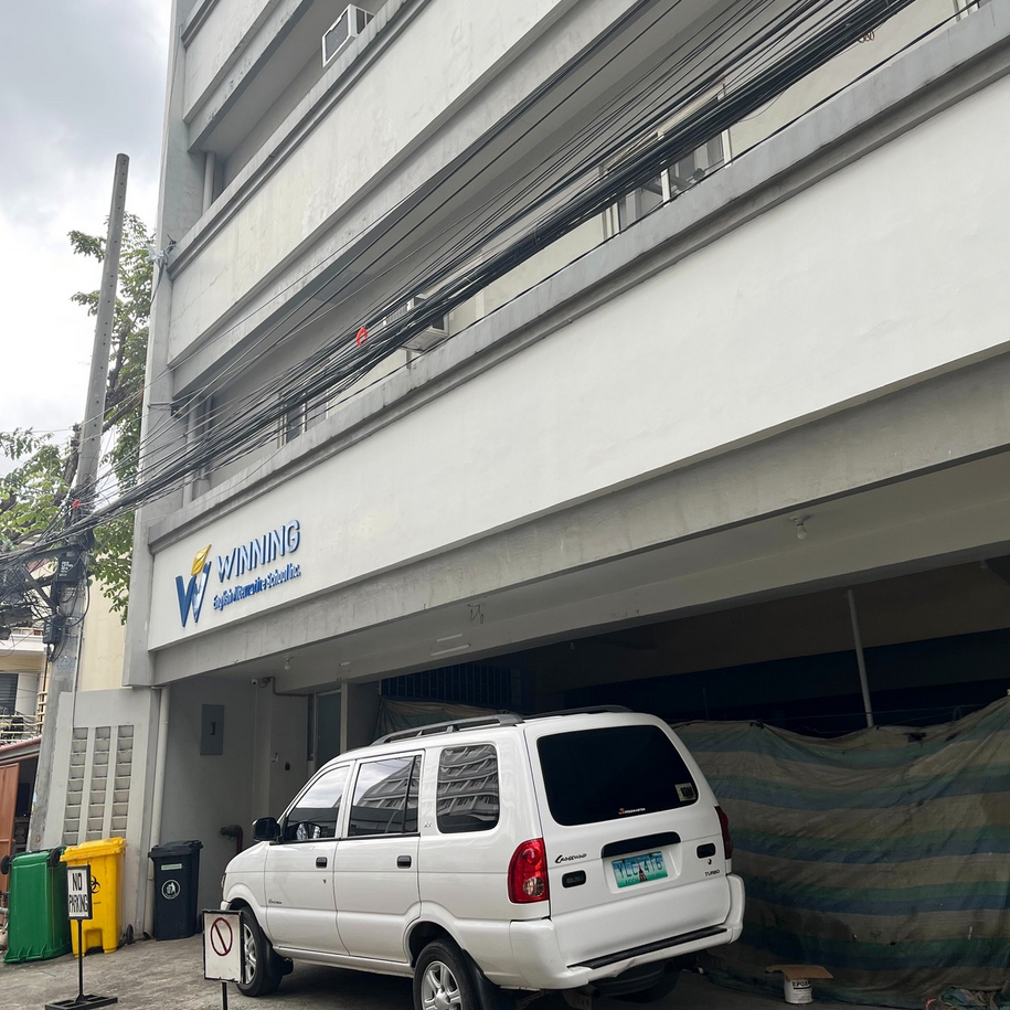 Winning English Academy City