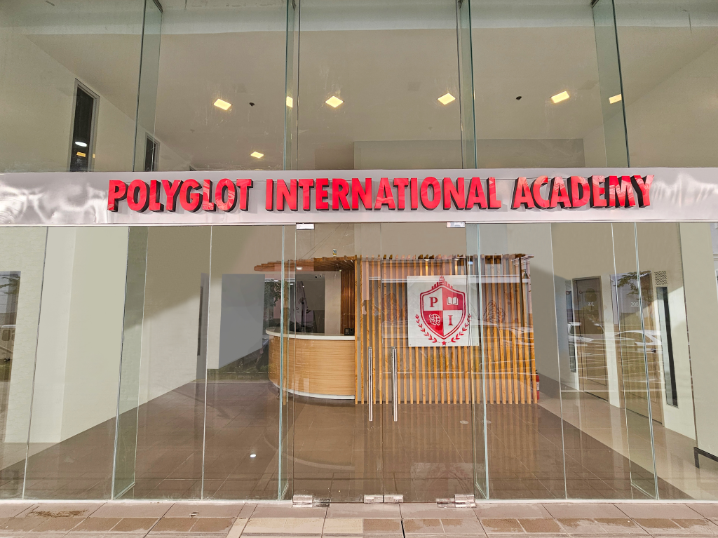 PIA-Polyglot International Academy