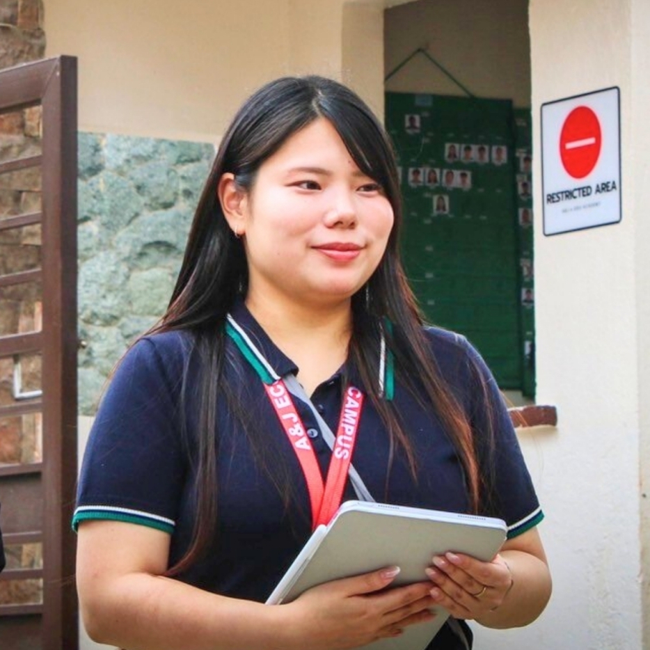 A&J ECO CAMPUS - 今回案内してくれた学校スタッフ