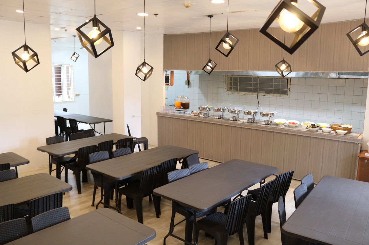 フィリピン留学 Cebu21 - Curious World Academy-Restaurant-20