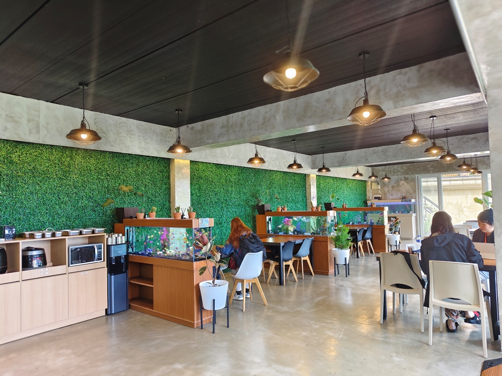 フィリピン留学 Cebu21 - Monol-Cafe-25