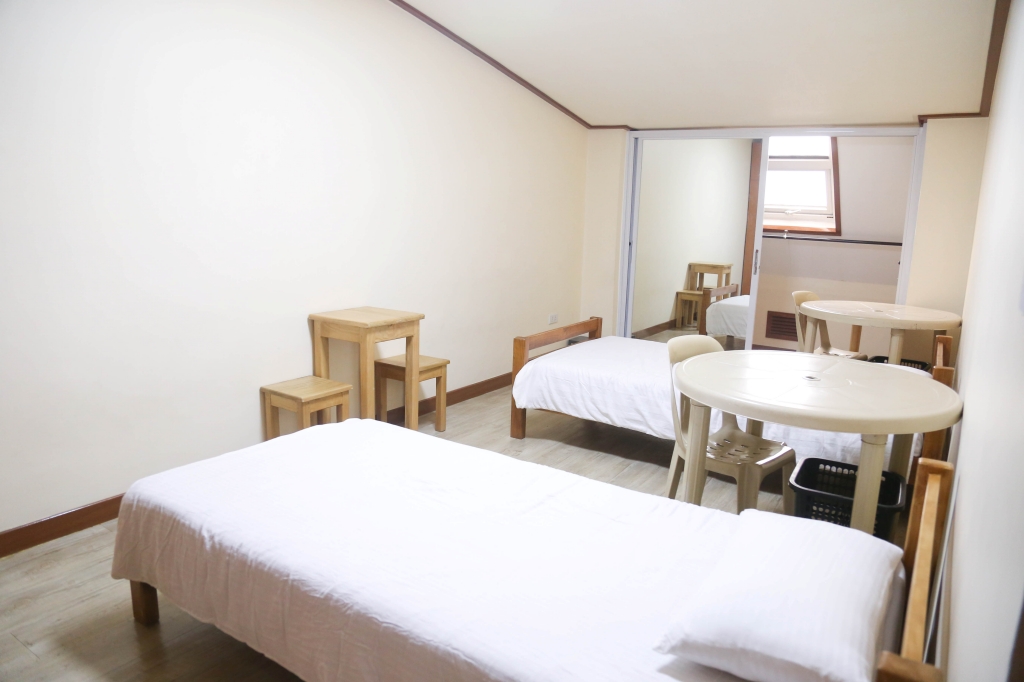 フィリピン留学 Cebu21 - Wales-Room-28