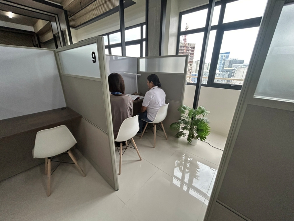 フィリピン留学 Cebu21 - CBEA-Class-9