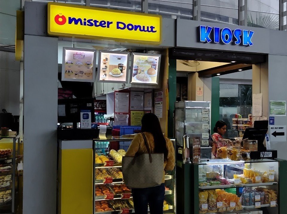 マニラ空港ターミナル2のお店