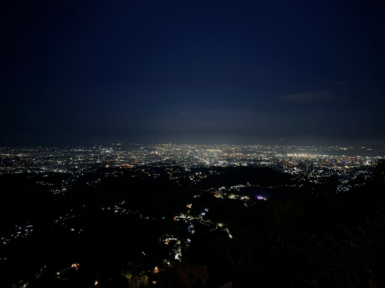 TOPSから望むセブシティの夜景