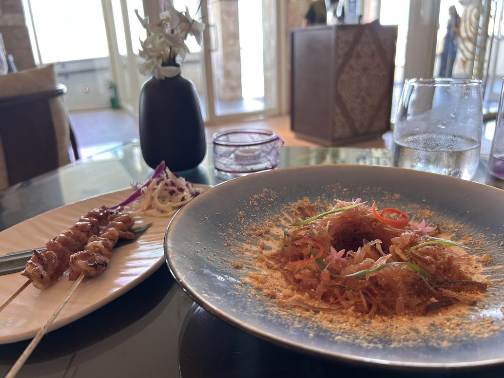 デザートまで付くボリューム満点のランチ