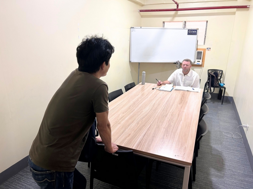 快適なキャンパスと開放感がある屋上